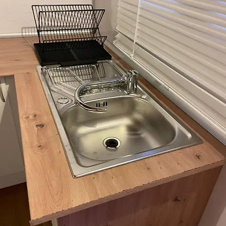 Violante Apartament *