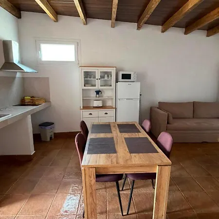 Violante Apartman Tuineje